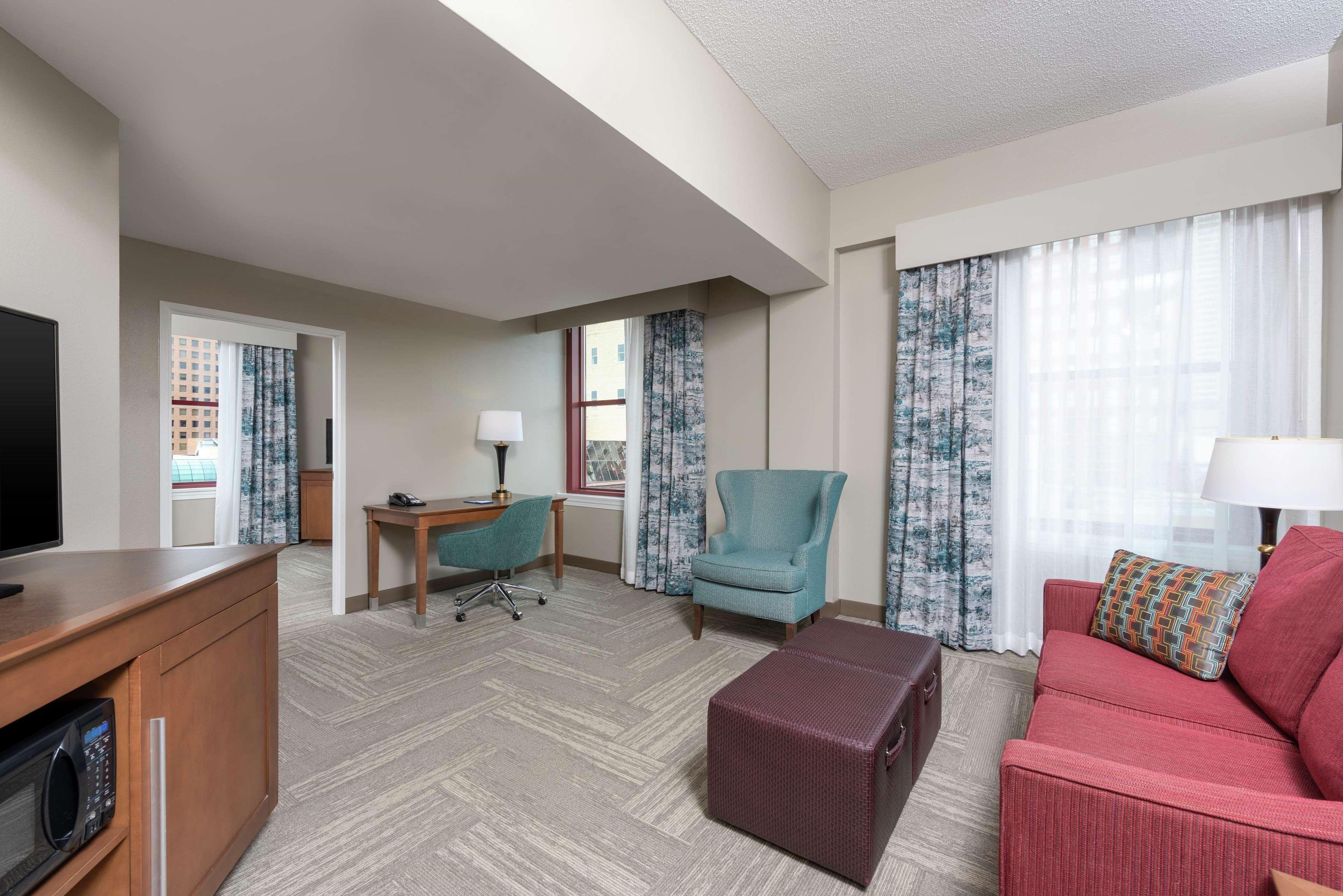 Hampton Inn Indianapolis Downtown Across From Circle Centre Esterno foto