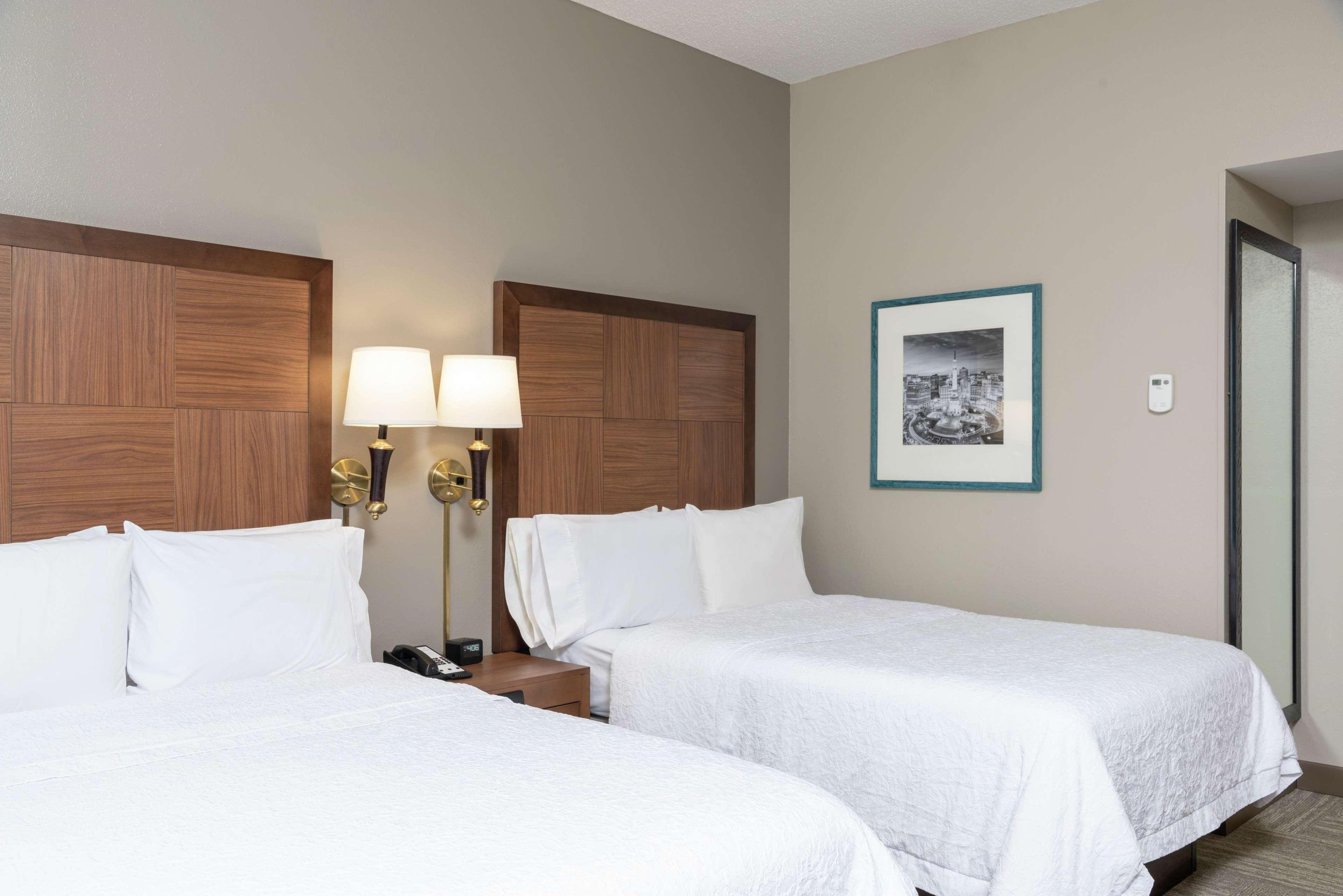 Hampton Inn Indianapolis Downtown Across From Circle Centre Esterno foto