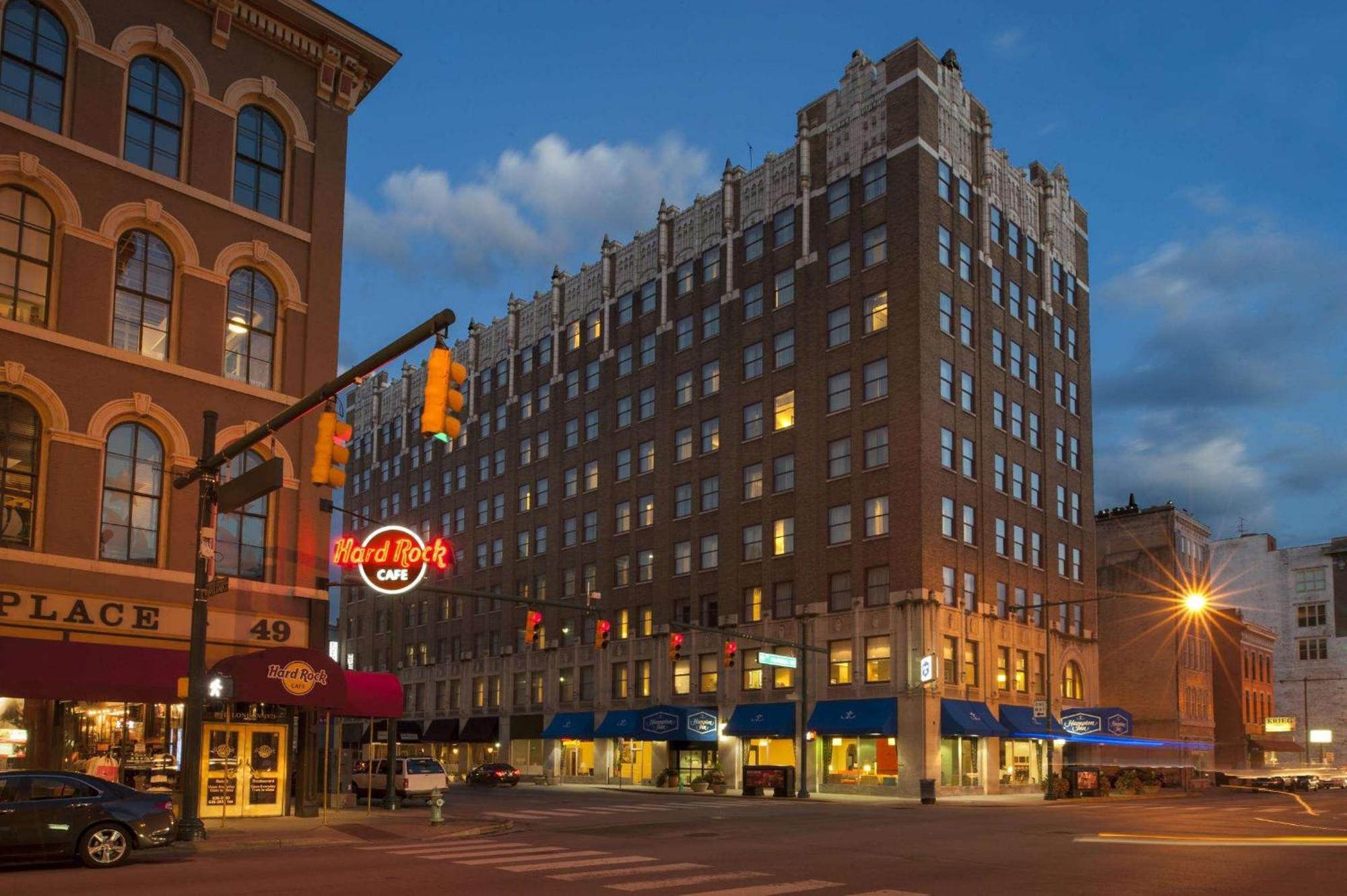 Hampton Inn Indianapolis Downtown Across From Circle Centre Esterno foto