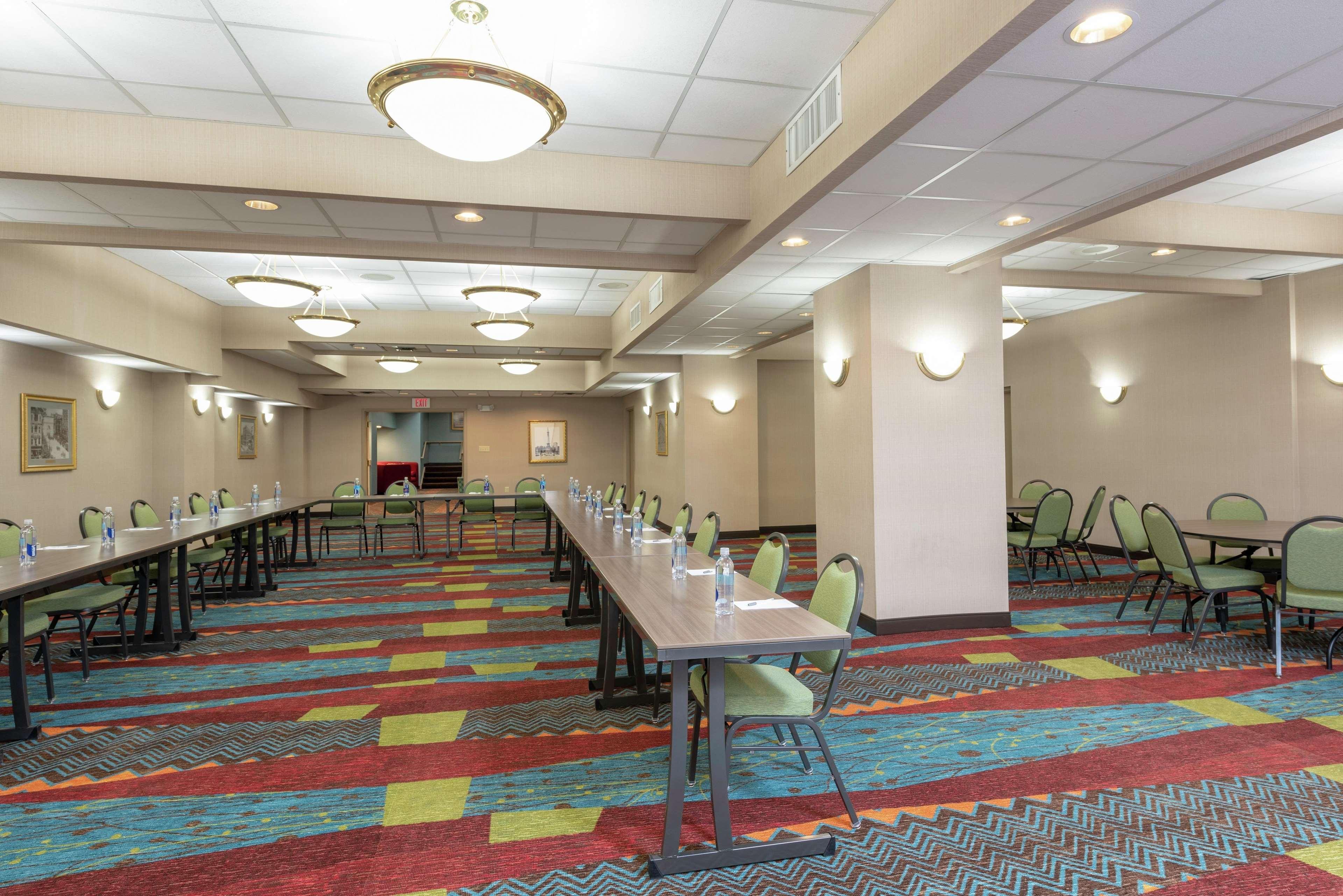 Hampton Inn Indianapolis Downtown Across From Circle Centre Affari foto